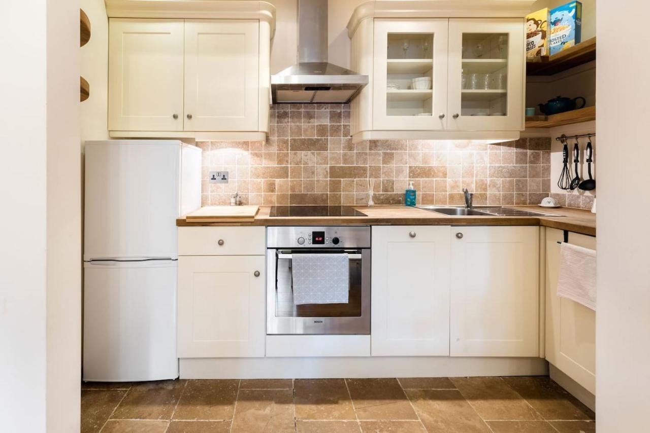 Bikki - 2 Bedroom Harrow