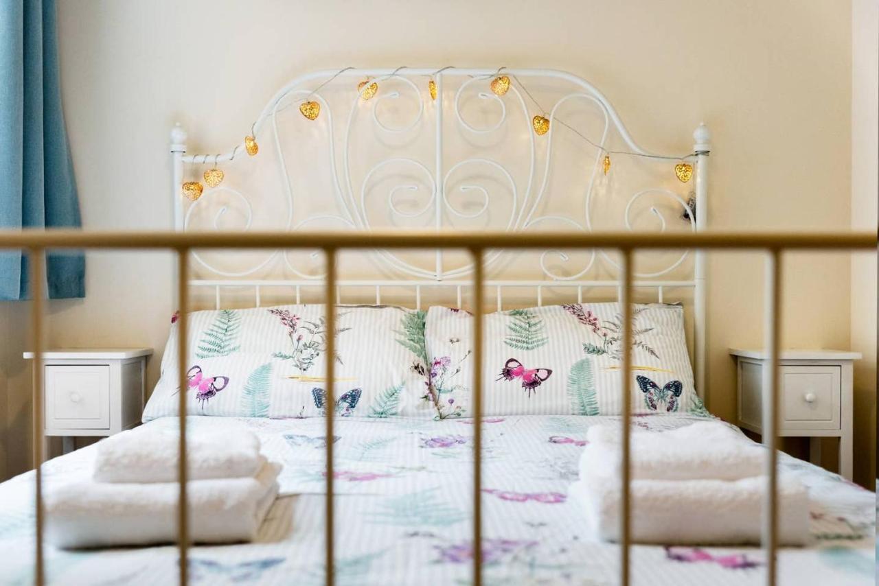 Bikki - 2 Bedroom * Harrow